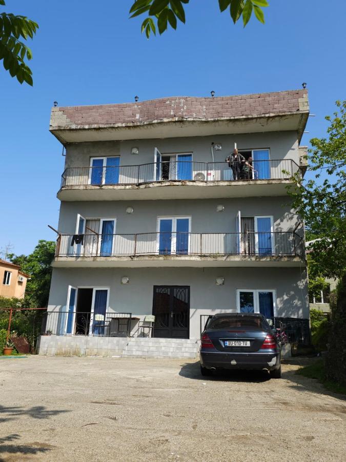 Tete Guest House Batumi Exterior foto